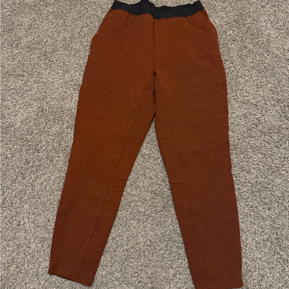 Lululemon pants